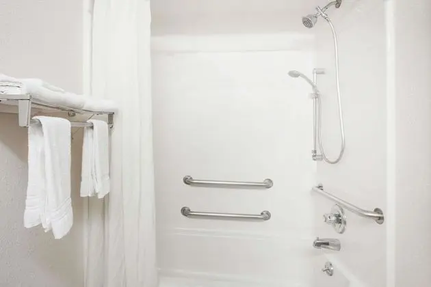 Standard Oda, 1 En Büyük (King) Boy Yatak, Engellilere Uygun