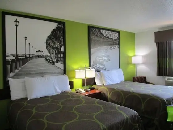 Oda, 2 Çift Kişilik Yatak, Sigara İçilebilir