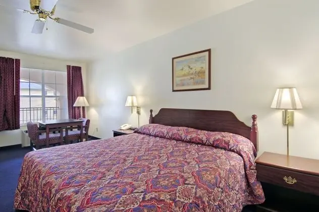 Oda, 1 En Büyük (King) Boy Yatak, Sigara İçilmez