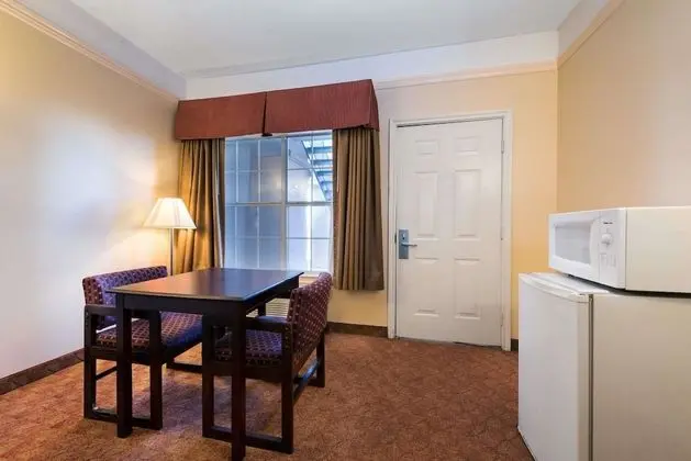 Oda, 1 En Büyük (King) Boy Yatak, Sigara İçilmez