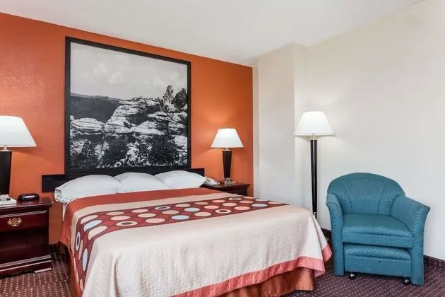 Oda, 1 Büyük (Queen) Boy Yatak, Sigara İçilmez