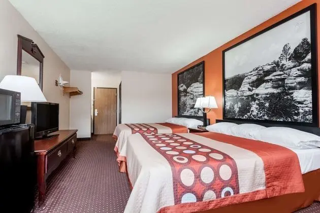 Oda, 2 Büyük (Queen) Boy Yatak, Sigara İçilmez