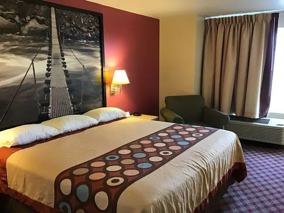 Oda, 2 Büyük (Queen) Boy Yatak, Sigara İçilmez