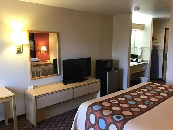 Oda, 2 Büyük (Queen) Boy Yatak, Sigara İçilmez