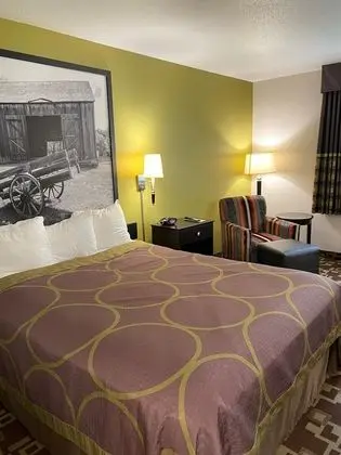 Oda, 1 Büyük (Queen) Boy Yatak, Sigara İçilmez