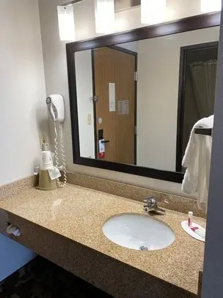 Oda, 1 Büyük (Queen) Boy Yatak, Sigara İçilmez