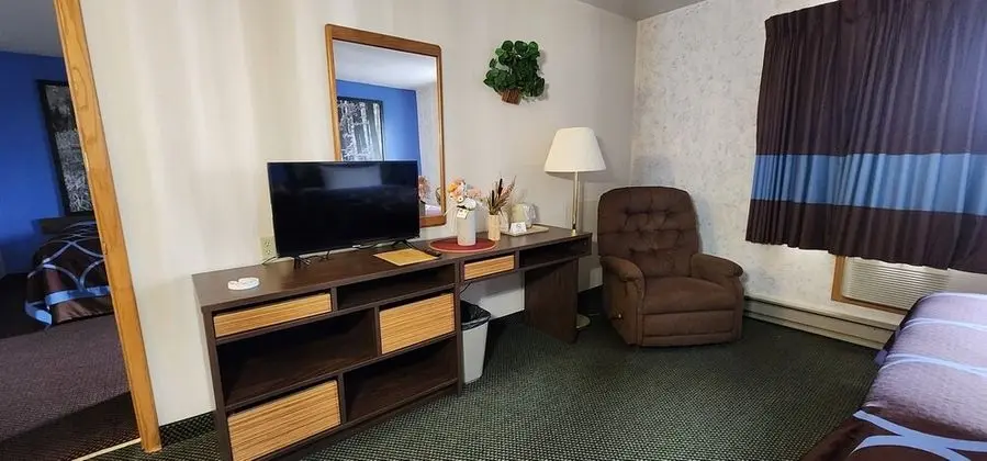 Oda, 2 Büyük (Queen) Boy Yatak, Sigara İçilmez (Pet Friendly)