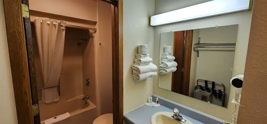 Oda, 2 Büyük (Queen) Boy Yatak, Sigara İçilmez (Pet Friendly)
