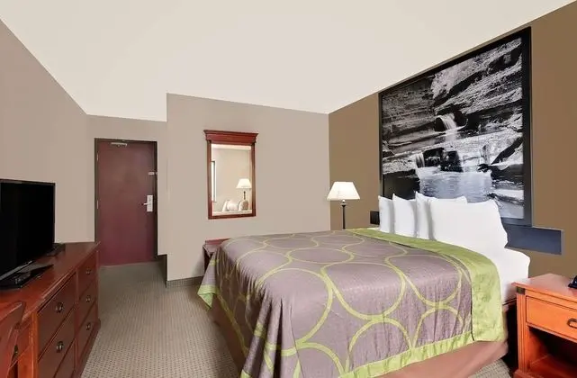 Standard Oda, 1 Büyük (Queen) Boy Yatak