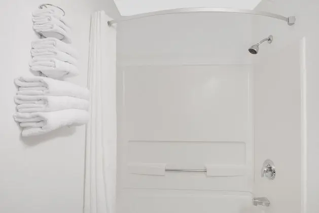 Oda, 1 Çift Kişilik Yatak, Engellilere Uygun, Sigara İçilmez (Bathtub)