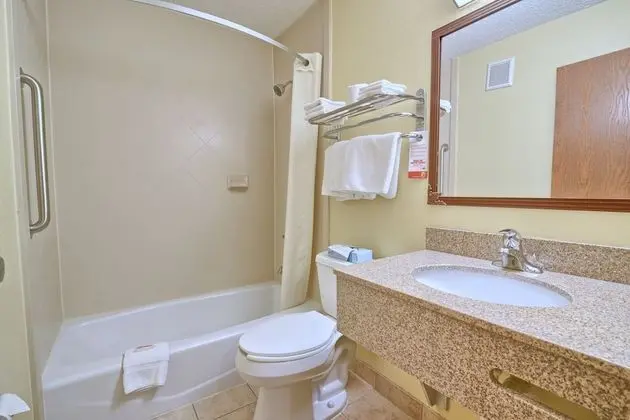 1-Bedroom Suite,1 King Bed and 1 Queen Sofa Bed, Non-Smoking