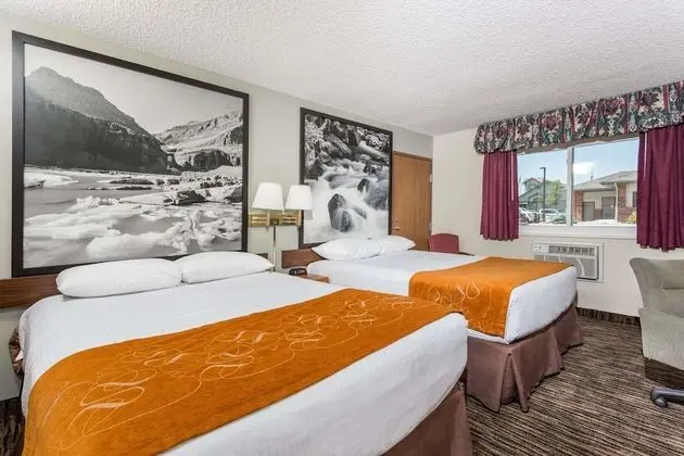 Oda, 2 Büyük (Queen) Boy Yatak, Sigara İçilmez