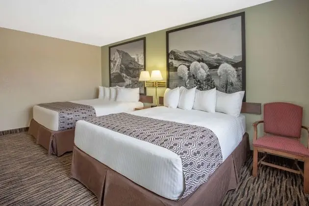 Oda, 2 Büyük (Queen) Boy Yatak, Sigara İçilmez