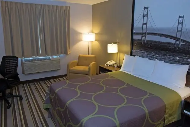 Oda, 1 Büyük (Queen) Boy Yatak, Engellilere Uygun, Sigara İçilmez (Mobility)