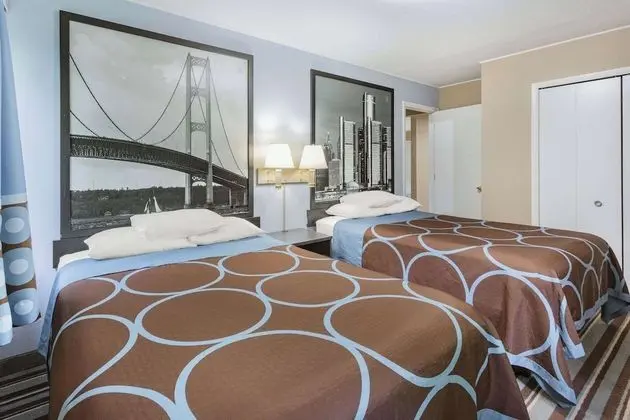 Family Suite, 3 Double Beds, Non-Smoking (Exterior Entrance)