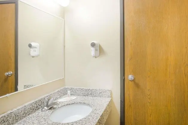 Standard Tek Büyük Yataklı Oda, 2 Çift Kişilik Yatak, Sigara İçilebilir, Mikrodalga