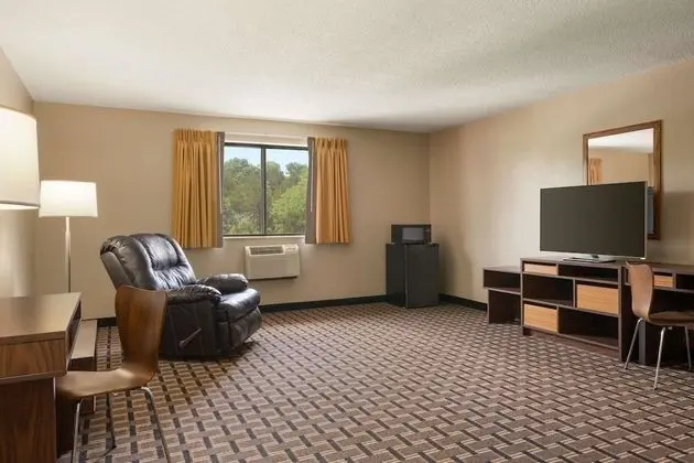 Süit, 1 En Büyük (King) Boy Yatak, Sigara İçilmez (1 Bedroom Suite)