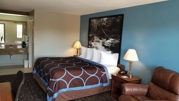 Oda, 1 En Büyük (King) Boy Yatak, Engellilere Uygun, Sigara İçilmez