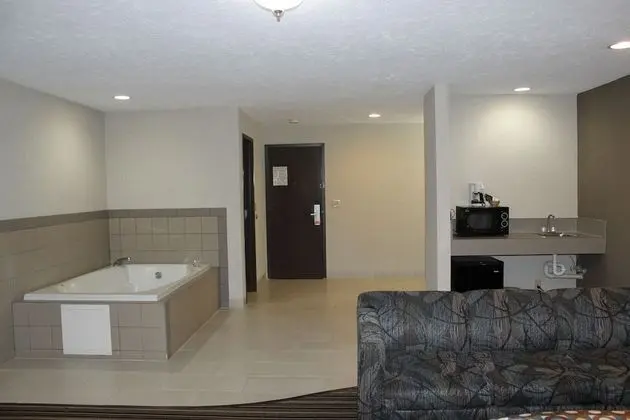 Süit, 1 En Büyük (King) Boy Yatak, Sigara İçilmez