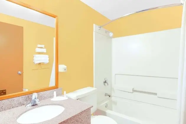 Oda, 2 Çift Kişilik Yatak, Sigara İçilmez (Pet-Friendly)
