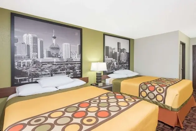 Oda, 2 Büyük (Queen) Boy Yatak, Sigara İçilmez