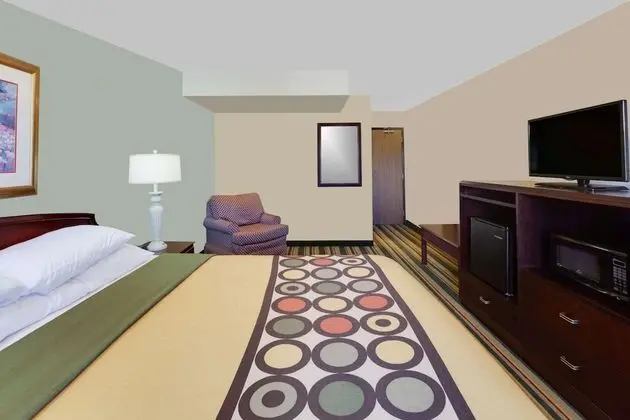 Süit, 1 En Büyük (King) Boy Yatak, Sigara İçilmez, Mutfak