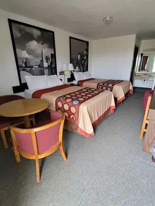 Oda, 2 Çift Kişilik Yatak, Sigara İçilmez