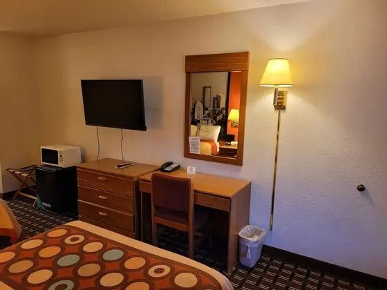 Oda, 2 Çift Kişilik Yatak, Sigara İçilmez