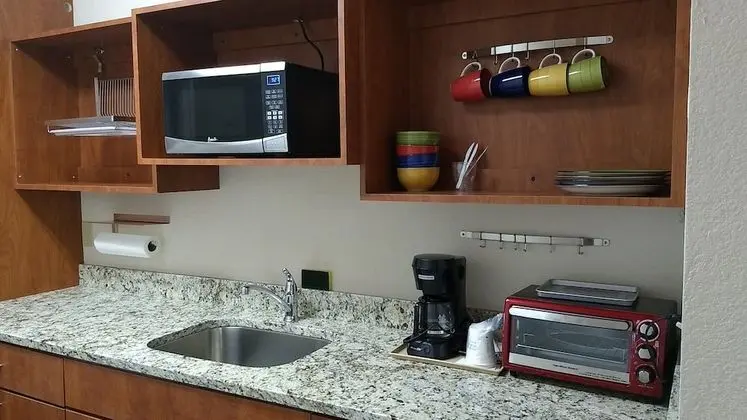 Süit, 1 En Büyük (King) Boy Yatak, Sigara İçilmez
