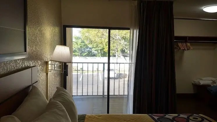 Tek Büyük Yataklı Oda, 2 Çift Kişilik Yatak, Sigara İçilmez