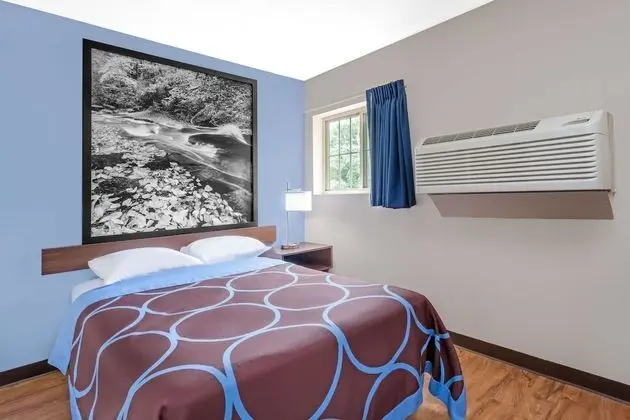 Oda, 1 En Büyük (King) Boy Yatak, Engellilere Uygun, Sigara İçilmez (Tub with Grab Bars)