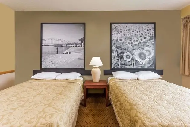 Süit, Sigara İçilmez (2 Double Bed & 1 King Bed)