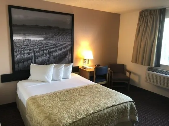 Standard Oda, 1 En Büyük (King) Boy Yatak