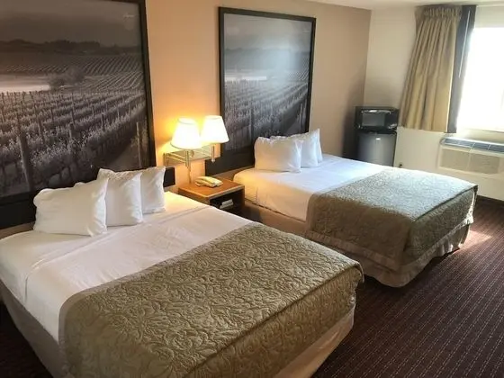 Standard Oda, 2 Büyük (Queen) Boy Yatak