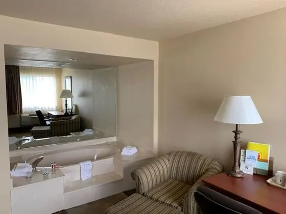 Süit, 1 En Büyük (King) Boy Yatak, Sigara İçilmez (1 Bedroom)