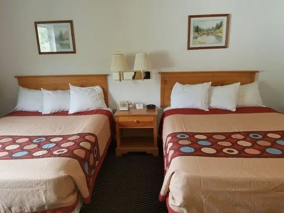 Oda, 2 Büyük (Queen) Boy Yatak, Sigara İçilmez