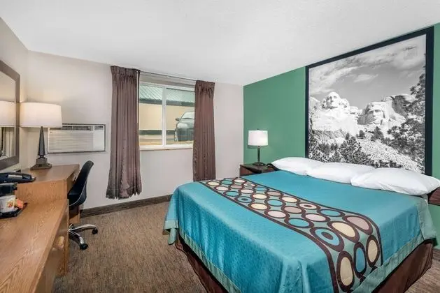 Oda, 1 Büyük (Queen) Boy Yatak, Sigara İçilmez