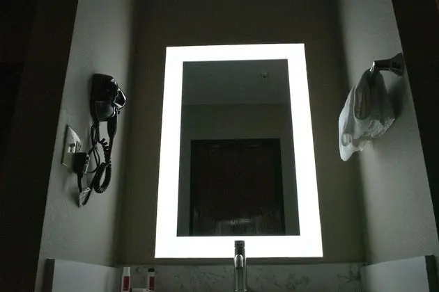 Oda, 1 En Büyük (King) Boy Yatak, Sigara İçilmez