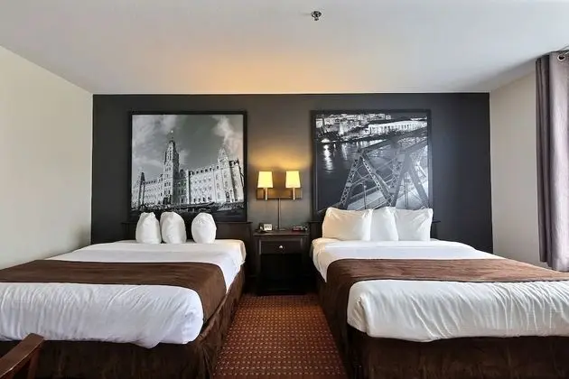 Oda, Sigara İçilmez (3 Queen beds)
