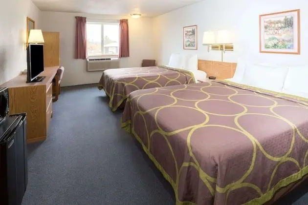 Oda, 2 Büyük (Queen) Boy Yatak, Sigara İçilmez (Pet Friendly)