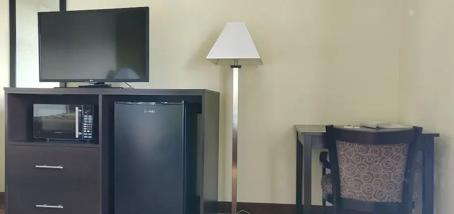 Oda, 1 Büyük (Queen) Boy Yatak