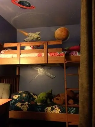 Süit, Sigara İçilmez (1 Queen with Bunk Beds)