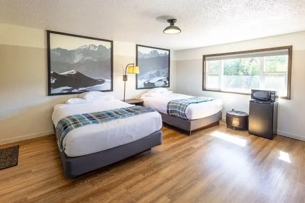 The Duke Family Suite