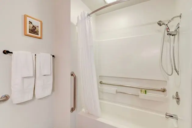 The Duke Family Suite