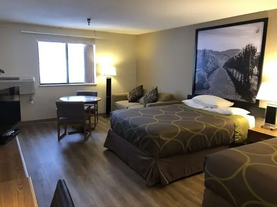 2 Queen Beds, Efficiency Suite, Non-Smoking