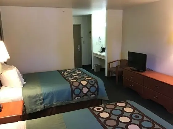 Oda, 2 Büyük (Queen) Boy Yatak, Sigara İçilmez