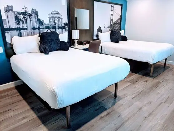 Oda, 2 Çift Kişilik Yatak
