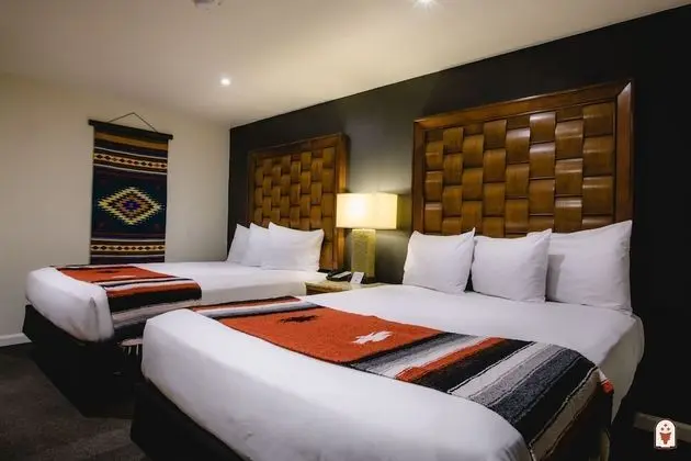 Oda, 2 Büyük (Queen) Boy Yatak, Engellilere Uygun (Handicap Accessible Double Queen Room)
