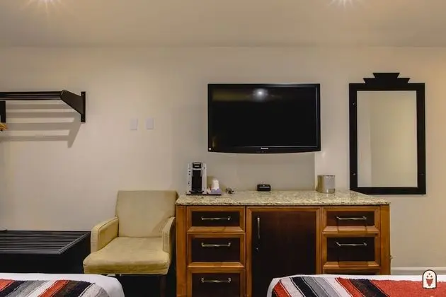 Oda, 2 Büyük (Queen) Boy Yatak, Engellilere Uygun (Handicap Accessible Double Queen Room)