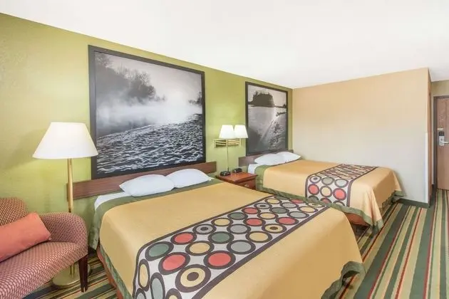 Standard Oda, 2 Büyük (Queen) Boy Yatak, Sigara İçilebilir